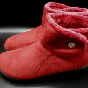 Women's Vionic Winter Burgundy Suede Size 11 Ankle Boot Podiatrist Designed